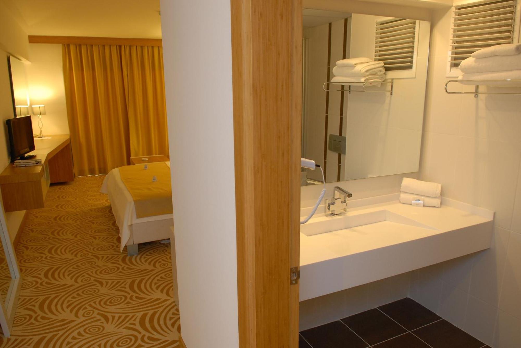 Hotel Egge Çeşme Luaran gambar